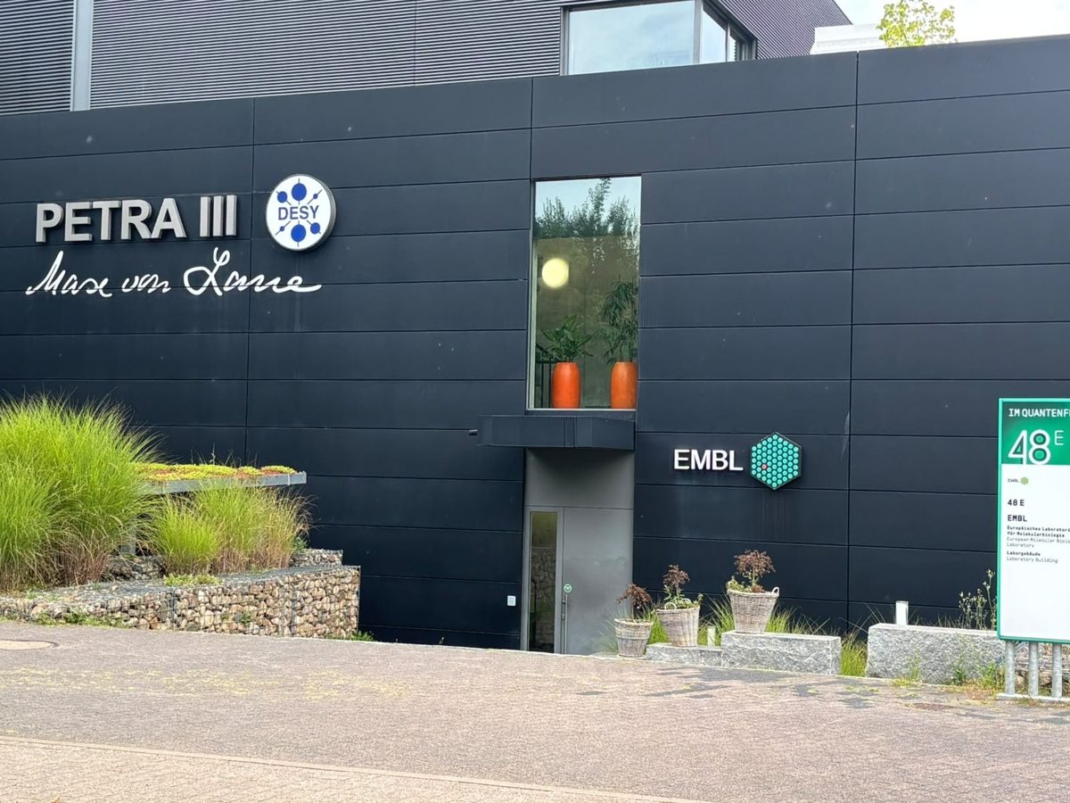 The PETRA III Max von Laue experimental hall at DESY, Hamburg